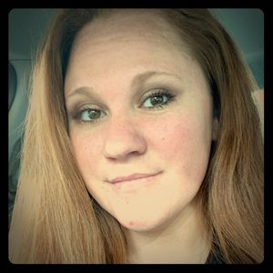 Meet your Posher, Dana